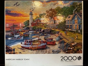 BUFFALO Giochi Puzzle 2000 Pezzi AMERICAN HARBOR TOWN Dominic Davison 2136 - Foto 1 di 5