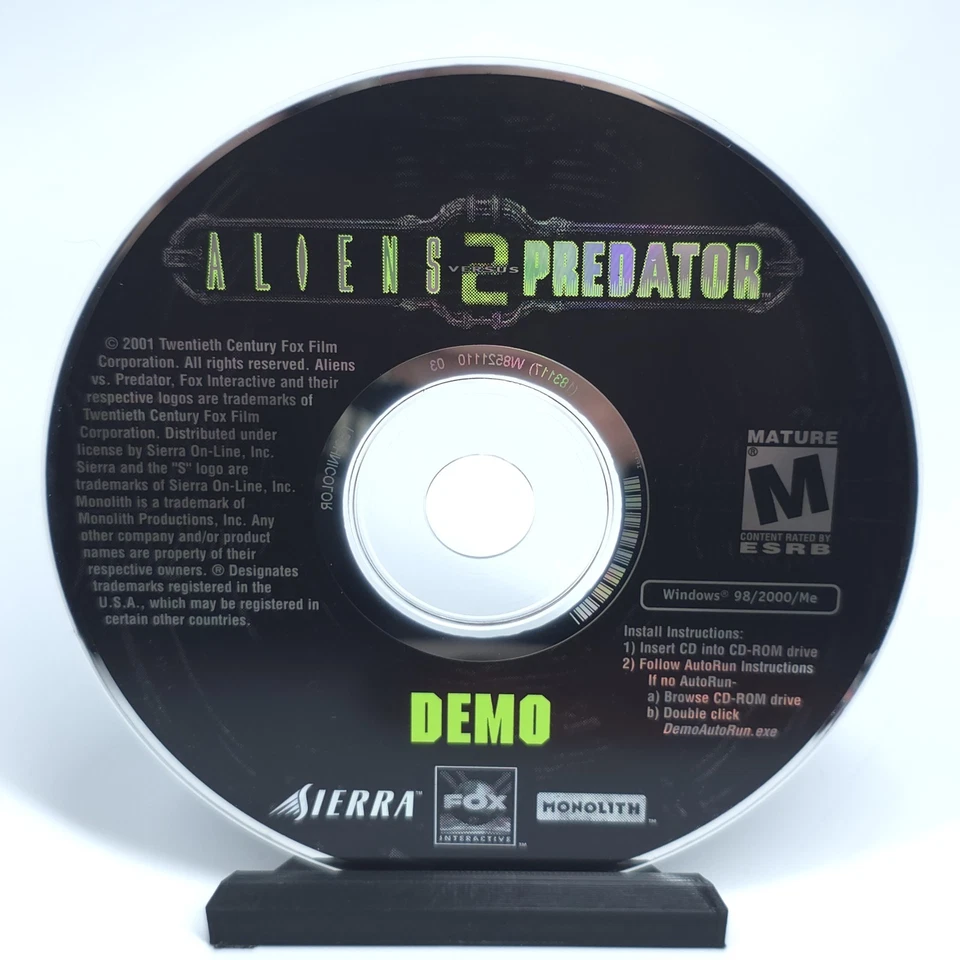 Alien VS Predator 2 DEMO • Disco de juego para PC Windows 98/2000/ME • Solo disco  Foto 1 de 3