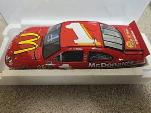 2011 Jamie McMurray 1 McDonald's 1/24 Lionel Nascar Diecast 1/1176 - Picture 1 of 4