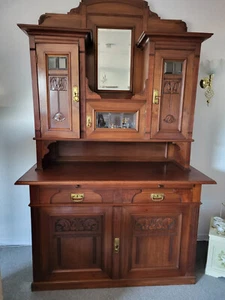 Altdeutscher Vitrinenschrank - Bild 1 von 2