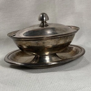 Reed & Barton Gravy Boat with Attached Tray Stamped 170 EPNS with Lid - Picture 1 of 8