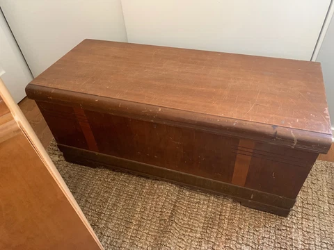 Vintage Cavalier BRAND WOOD Cedar Chest 1940-50's NEEDS SOME LOVE 44" X 18" X 19 Cover