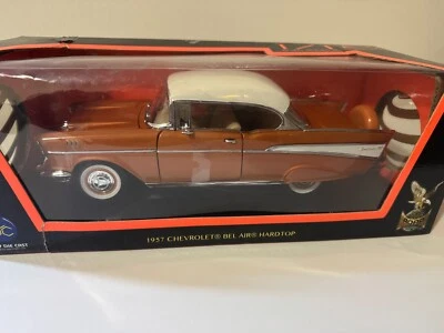 Road Signature 1957 Chevrolet Bel Air Diecast Collectable Scale 1:18 - Image 1 of 4