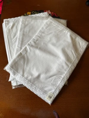 NEW Williams-Sonoma Set of 12 Placemats WHITE COTTON CROCHET EDGE 14.5 x20 - Image 1 of 4