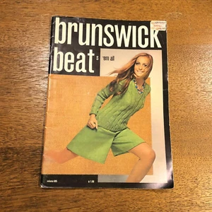 "Brunswick Beats 'em All" 685 - Knitting Patterns Sweaters "Star Track" Nehru - Picture 1 of 7