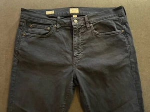 J. Crew 770 Medium Wash Blue 5 Packet Jeans Denim Men’s Size 33x30 Dark - Picture 1 of 6