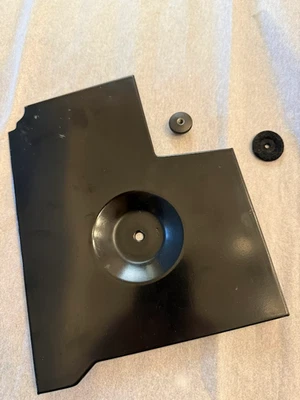 Cubierta inferior de bandeja de goteo para máquina de coser SINGER 221 de colección peso pluma con manguera Foto 1 de 3