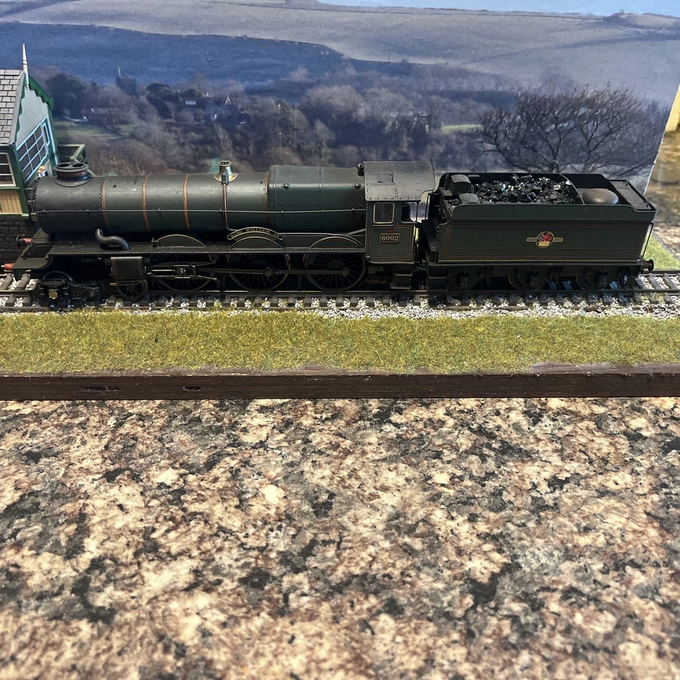 Hornby R3409 BR (late livery) King Class No 6002 “King William IV” DCC Fitted  - Image 1 of 4