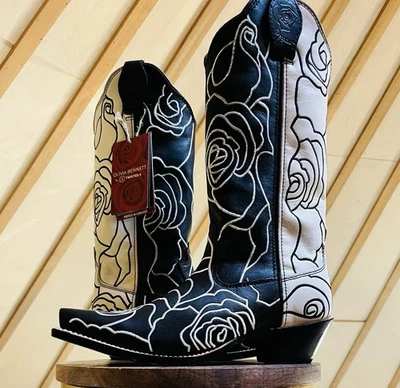 Olivia Bennett by Twisted X - Size 6.5 B - Rose Patterned Western / Cowboy Boots - Image 1 of 4