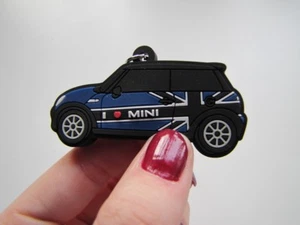 SCHLÜSSELANHÄNGER BLAU SCHWARZ  MIT LED passt für MINI  COOPER S TOPGESCHENK   - Picture 1 of 1