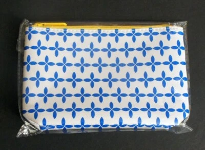 Lot of 100 Brand New Avon 8" Cosmetic / Makeup / Travel Bags, Zippered, Sealed - Image 1 of 3