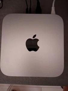Apple Mac Mini (Mitte 2011) + Trackpad und Tastatur - Bild 1 von 10