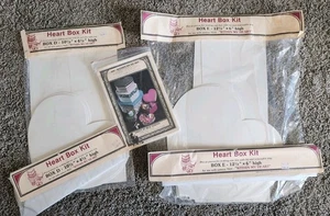 2 Herzbox-Sets, Within My Heart Stoffmusterbuch 019 von Amity Publications - Bild 1 von 12