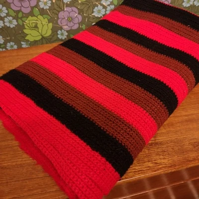 Vintage Brown Red Black Stripy Knitted Single Blanket Bedspread Throw - Image 1 of 4