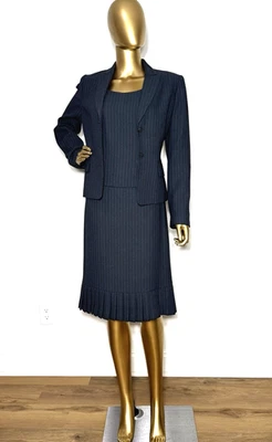 Tahari 3-Piece Suit Set, Skirt Jacket & Top in Grey/Lila Pinstripe Academia~Sz 4 - Image 1 of 4