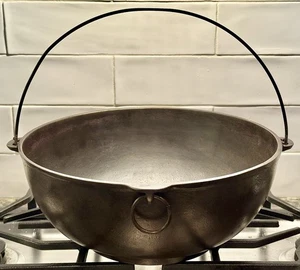 Wagner #4 Arc Logo Scotch Bowl Gusseisen Topf, Bügelgriff, Sidney OH, 1891-1910 - Bild 1 von 15