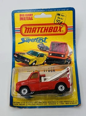 Matchbox Superfast 61 Wreck Truck Red Body Amber Windows - Original Packaging - Image 1 of 4