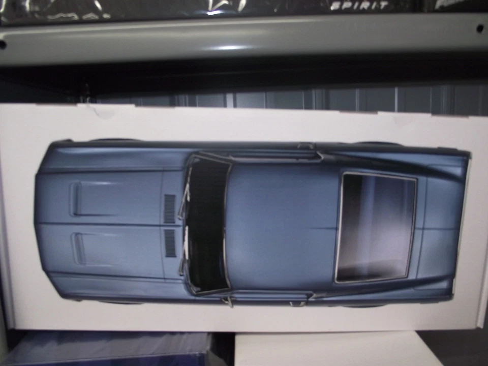 Ford Mustang Fastback GT Norev 1/12 1968 azul claro metálico nuevo en caja Foto 1 de 2