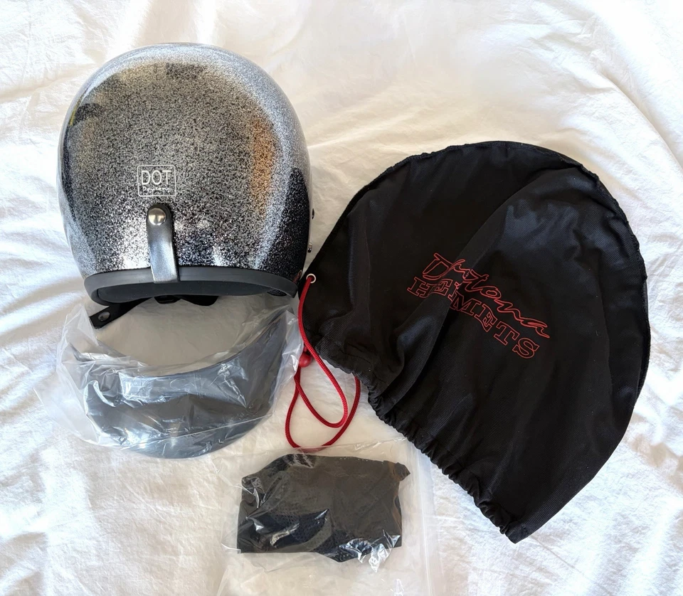 Casco de motocicleta Daytona Crusier Silver Flake XSmall DOT FMV6S 218 como nuevo Foto 1 de 4