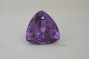 Lab-Created Alexandrite Trillion Shape Corundum (3x3mm-16x16mm) - Picture 1 of 6