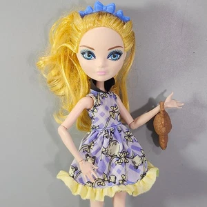 Ever After High Puppe Blondie Lockes verzaubertes Picknick mit Bär Handtasche lose - Bild 1 von 13