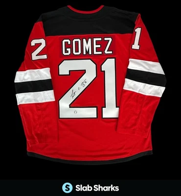 CAMISETA DE HOCKEY FIRMADA POR SCOTT GOMEZ AUTO NJ DEVILS CERTIFICADO DE AUTENTICIDAD FROZEN POND Foto 1 de 4