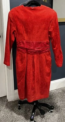 Vestido vintage de gamuza roja. Discoteca años 80 Foto 1 de 4