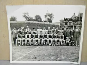 Classe 1951 Ruota Scuola Superiore Pista e Feild 8x10 Foto Squadra con Allenatori - Foto 1 di 3