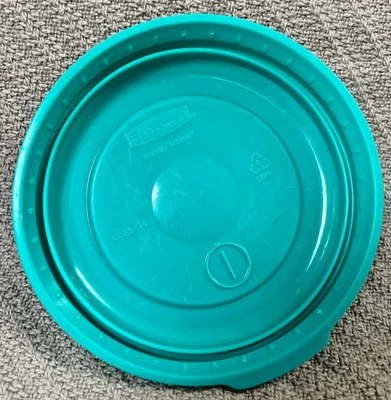Tapa de repuesto vintage Rubbermaid Servin Saver #1 verde azulado redondo 5" de diámetro Foto 1 de 2