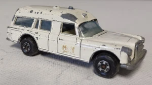 1970 Matchbox 1-75 series No 3 Mercedes "Binz" Ambulance - Picture 1 of 5