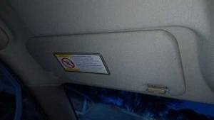 03/2005 to 12/2012 Ssangyong A100 Stavic - Sun visor Sunvisor (Front/Left) - Picture 1 of 2