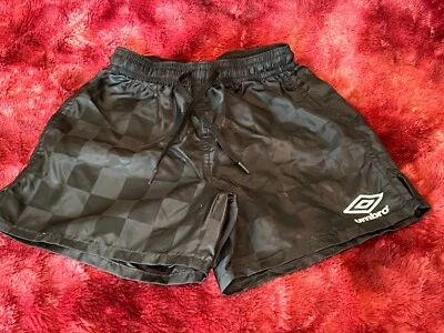 Pantalones cortos deportivos Umbro a cuadros con cordón para niños nuevos sin etiquetas - negros, talla XXS Foto 1 de 3