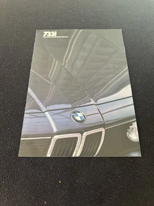 BMW 733i 1983 folleto serie E23 7 sedán de 4 puertas catálogo de ventas desplegable de EE. UU. 733 - Imagen 1 de 4