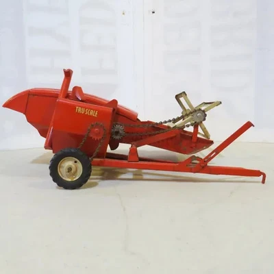 Tru-Scale Pull-Type Combine feita 1959 EUA por Carter 1/16 TS-406-G - Imagem 1 de 4