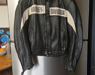 CHAQUETA DE MONTAR DE CUERO HARLEY DAVIDSON PEQUEÑA PARA MUJER Foto 1 de 4