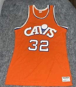 Vintage Cleveland Cavaliers Macgregor Sand-Knit NBA Jersey Size Medium RARE #32 - Picture 1 of 4