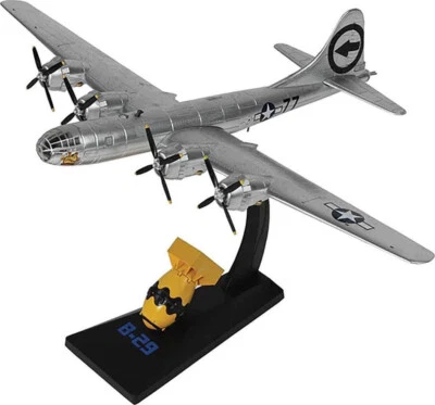Air Force 1 1:144 USAAF Boeing B-29 Superfortress Bomber - "Bocks Car", AF10112C Foto 1 de 2