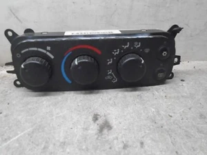 2002-2005 Dodge Ram 1500 Heater AC Temperature Control OEM P055056321AC - Picture 1 of 4