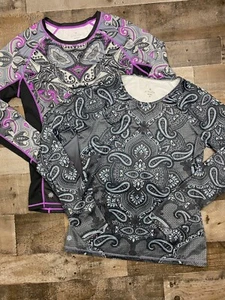 Athleta Lot of 2 Women Paisley Print Runaway Long Sleeve Top Sz M Active Running - Picture 1 of 20