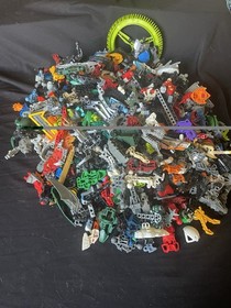 HUGE LEGO Bionicle Lot 7lb parts Masks Figures Weapons Technics Pieces