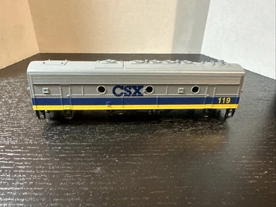 Athearn  CSX 117 B Unit Locomotive Shell EMD - Image 1 of 4
