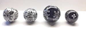 Floral Carpet Balls Coffee Table Ceramic Decor Garden Black & White Set of 4 - Picture 1 of 8