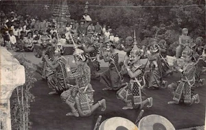 Cambodia - The Royal Dancers - REAL PHOTO - Publ. Wath Phnom Photo - - Cambodge - Picture 1 of 2