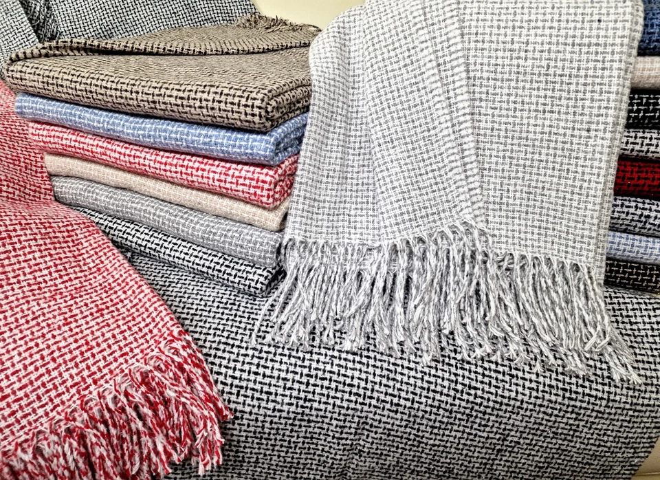 SALE! Decke Tagesdecke Plaid Wohndecke Polyester  140 x 200cm Palmera -R - Bild 1 von 1