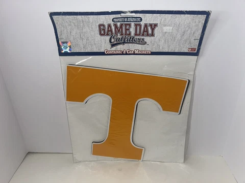 Game Day Outfitters Contains 2 Car Magnets Of Tennessee Volunteers Cover