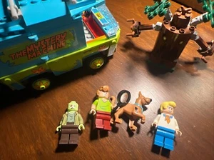 LEGO Retired Scooby Doo Mystery Machine 75902 - MOSTLY Complete - Picture 1 of 12