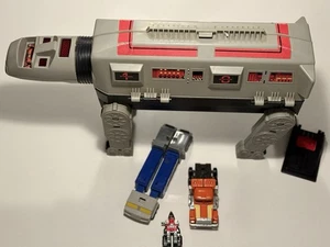 1984 Gobots Tonka Command Center mit Gobots (Staks Screwhead Chaos) Transformers - Bild 1 von 9