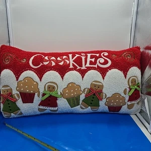 Holiday Christmas Throw Pillow Cookies Gingerbread Man and Cupcakes 20" x 12" - Picture 1 of 7