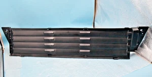 ✅ 2022 2023 2024 2025 LAND ROVER RANGE ROVER LOWER SHUTTER GRILLE OEM - Picture 1 of 11