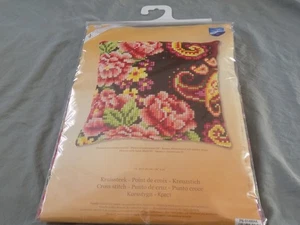 Vervaco Verachtert Kreuzstich Kissen Set 16" x 16" Blumen mit Wirbel Motiv III - Bild 1 von 4
